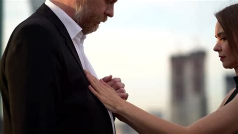 amatur swingers|Swingers Video Footage – Browse 211 HD Stock Video and Footage.